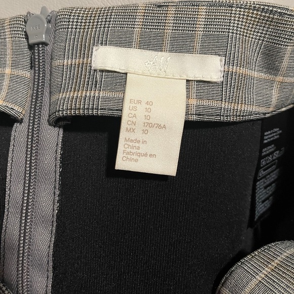 H&M Plaid Mini Skirt - Picture 2 of 5
